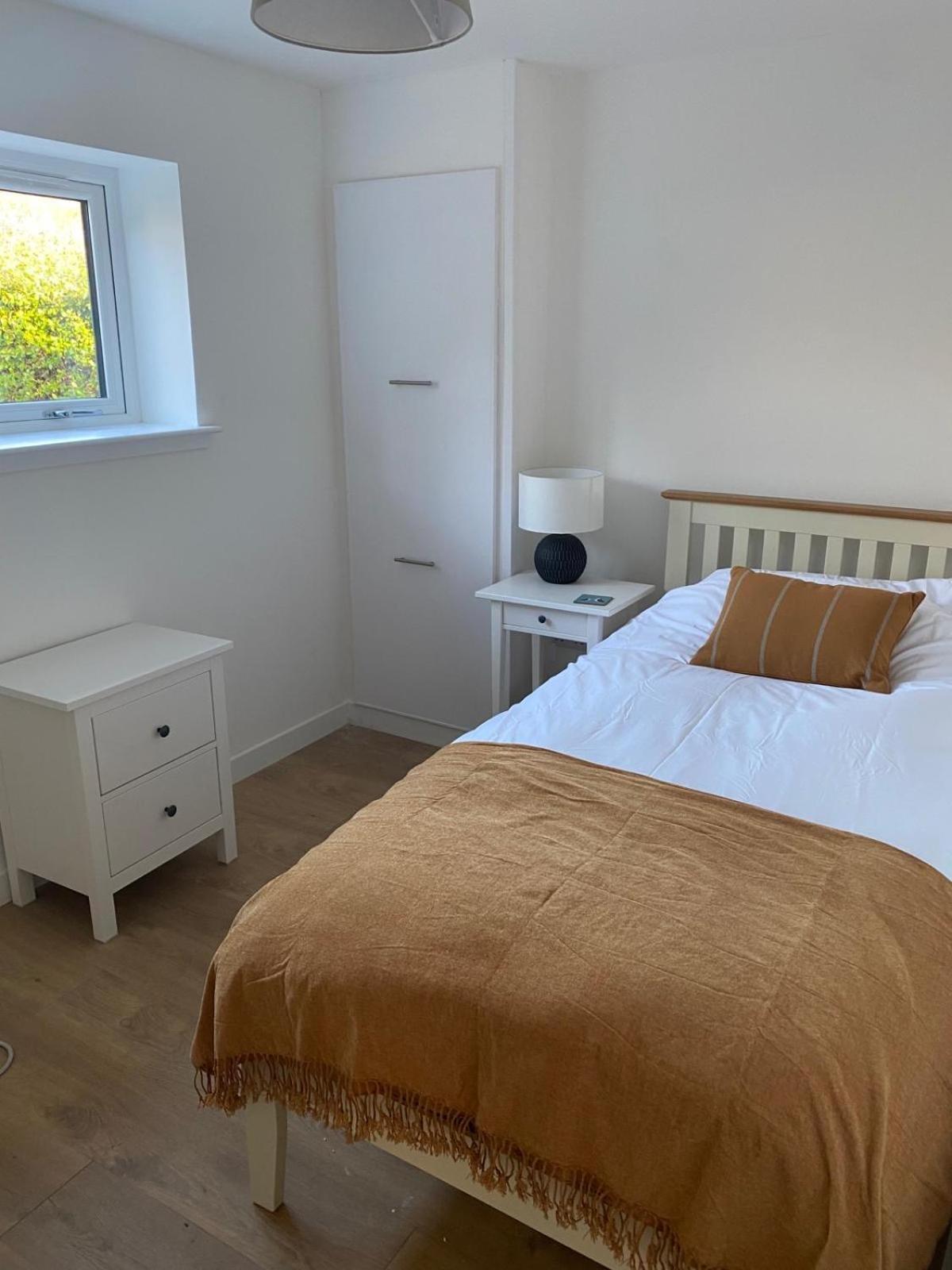Urgha Bay Villa Тарбърт Екстериор снимка